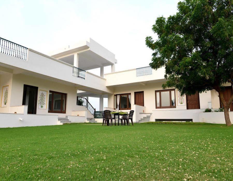 Devraj Villa Udaipur Exterior photo